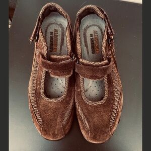 Allrounder by Mephisto Niro Mary Jane Brown Suede Velcro Slip On Women's Size 9